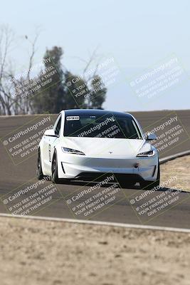 media/Nov-08-2025-Speed Ventures (Sat) [[1c7a6332f5]]/TC A/Session 2 (Turn 2)/